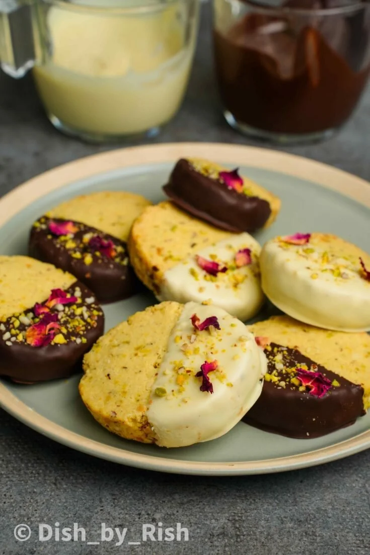 Almond Pistachio Kulfi Shortbread