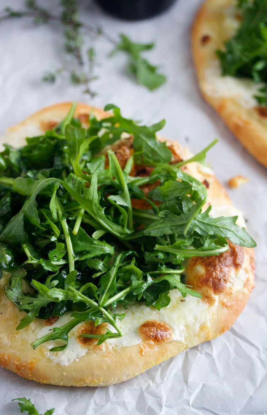 Arugula-Topped White Pizzas