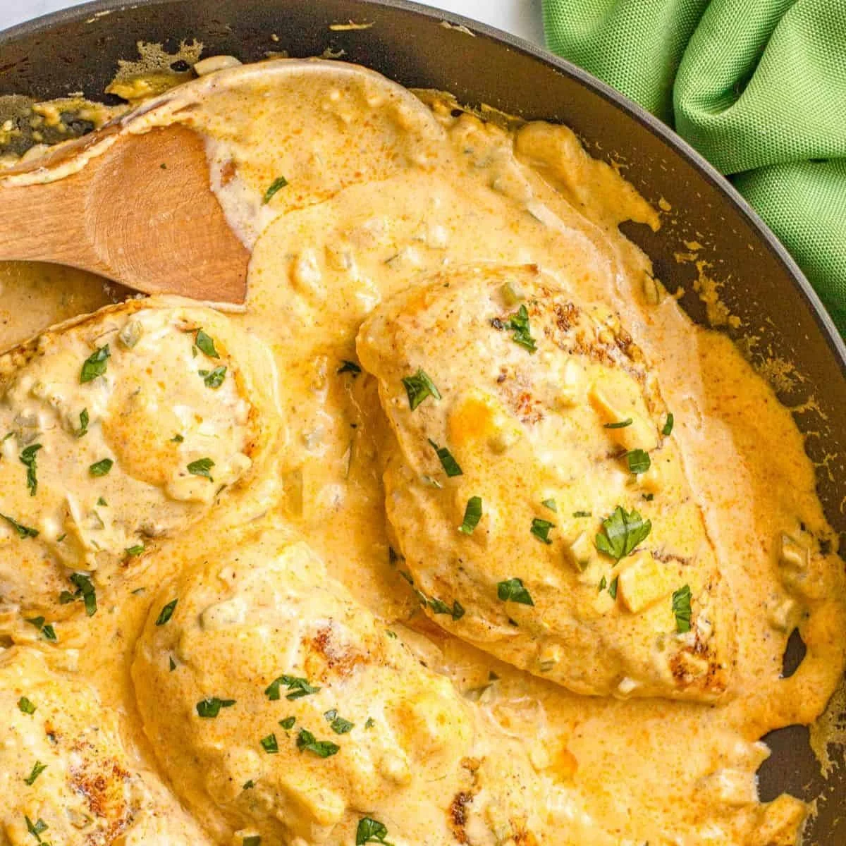 Chicken with Jalapeno Cheese Sauce