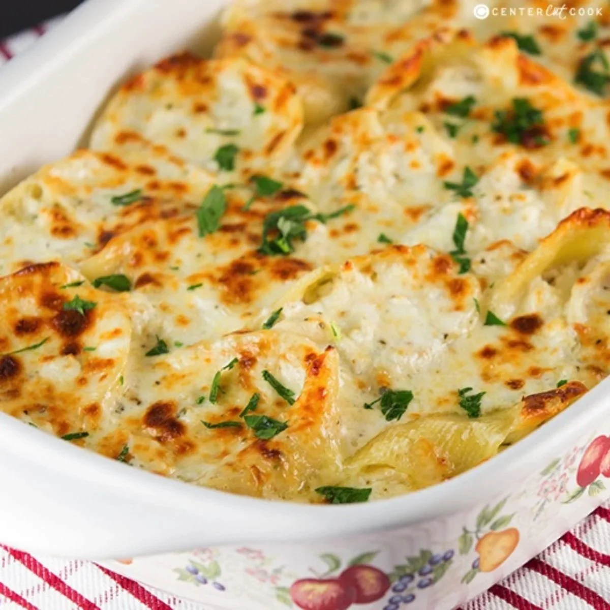 Creamy Chicken Alfredo Stuffed Shells