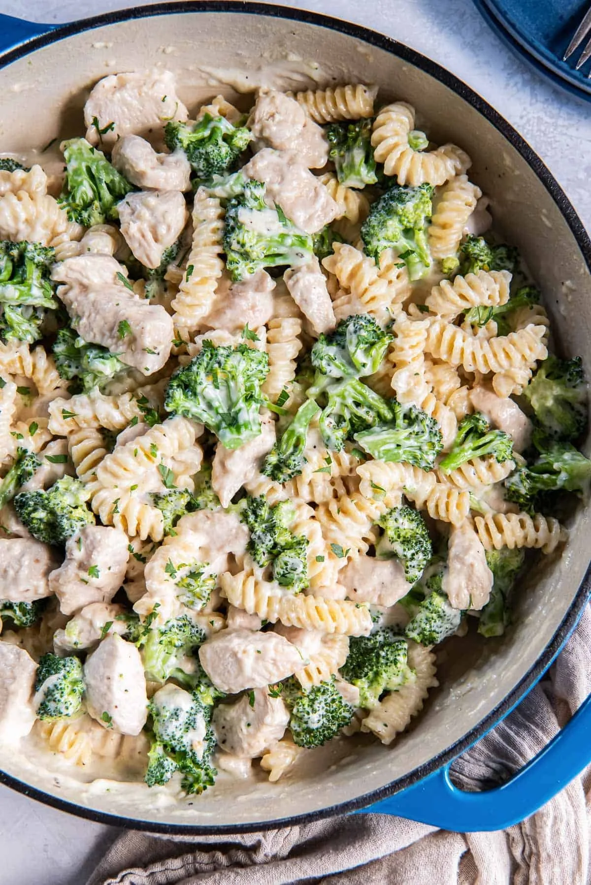 Creamy Chicken Alfredo with Broccoli