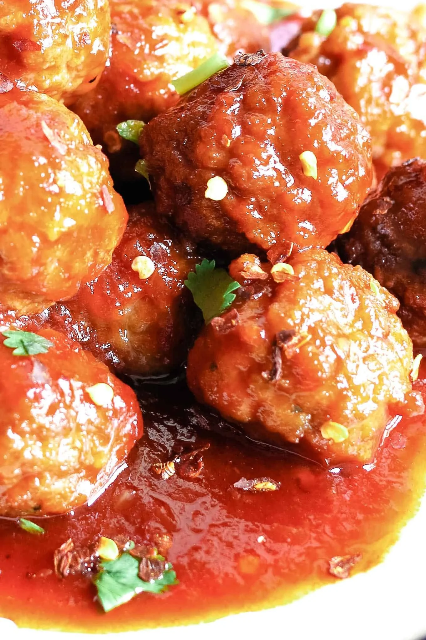 Sweet and Spicy Slow Cooker Meatballs